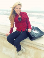 Simone Neves